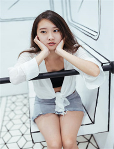 《小林家的女仆》