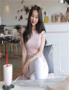 《美女网站》